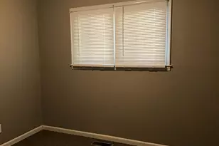 23822 Wellington Ave, Warren, MI 48089 - Photo 13