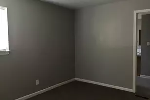 23822 Wellington Ave, Warren, MI 48089 - Photo 11