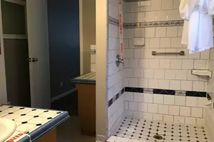 23822 Wellington Ave, Warren, MI 48089 - Photo 9