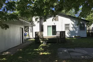 23822 Wellington Ave, Warren, MI 48089 - Photo 3