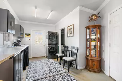 10880 S Francis Road, DeWitt, MI 48820 - Photo 9