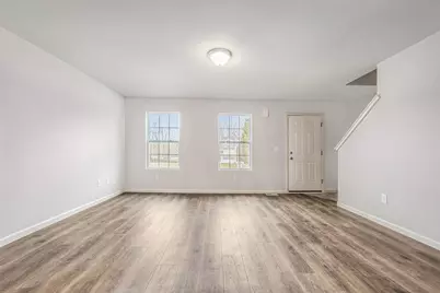 2010 Kristin Court, Muskegon, MI 49442 - Photo 3