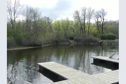 525 Swan River Drive, Benton Harbor, MI 49022 - Photo 13