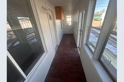 32 E George Avenue, Hazel Park, MI 48030 - Photo 3