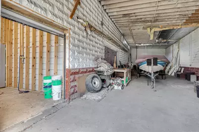 2419 E Michigan Avenue, Jackson, MI 49203 - Photo 23
