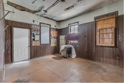 2419 E Michigan Avenue, Jackson, MI 49203 - Photo 37