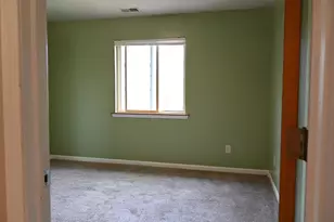 45762 Prairiegrass Ct, Van Buren Township, MI 48111 - Photo 9