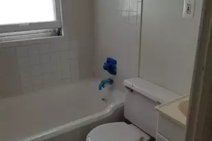 18761 Kingsville St, Harper Woods, MI 48225 - Photo 9