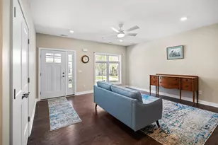 611 Woodland Dr, Dexter, MI 48130 - Photo 9