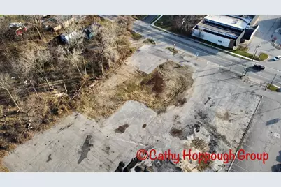 428 W Lincoln Avenue, Ionia, MI 48846 - Photo 3