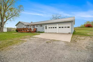 826 W Shelby Rd, Shelby, MI 49455 - Photo 3