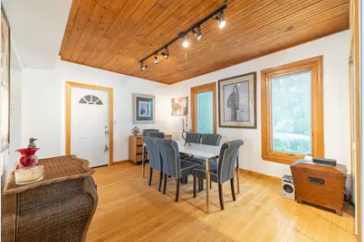 25653 W River Road, Grosse Ile, MI 48138 - Photo 9