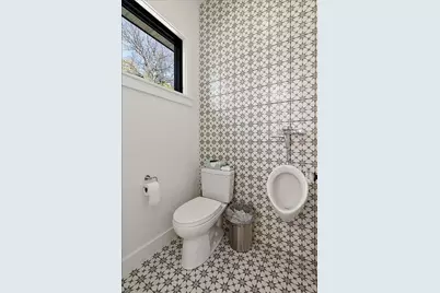 329 N Lakeshore Drive, Holland, MI 49424 - Photo 27