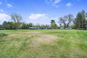 155 N Cook Ave, Harrison, MI 48625 - Photo 3