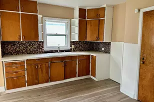 2128 Hoyt St, Muskegon, MI 49444 - Photo 7