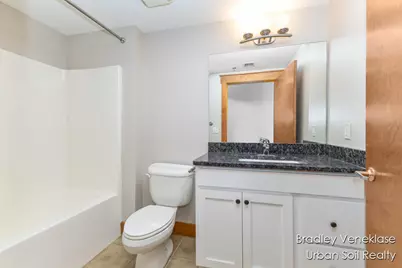 600 Broadway Avenue NW #414, Grand Rapids, MI 49504 - Photo 13