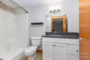 600 Broadway Ave NW, Grand Rapids, MI 49504 - Photo 19