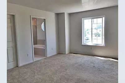 251 Cloverleaf Court, Ann Arbor, MI 48103 - Photo 9