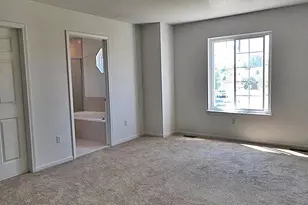 251 Cloverleaf Ct, Ann Arbor, MI 48103 - Photo 9