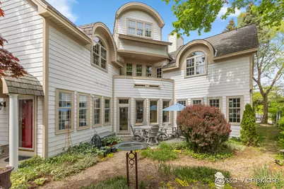 404 N Shore Drive, South Haven, MI 49090 - Photo 3