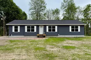 2827 Green Acres Dr, Mulliken, MI 48861 - Photo 3