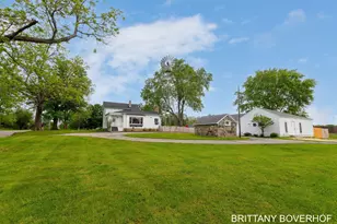 5622 Wing Ave SE, Kentwood, MI 49512 - Photo 7