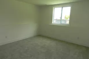 558 Swan River Dr, Benton Harbor, MI 49022 - Photo 21