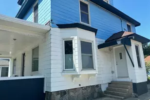 27 Rose St SW, Grand Rapids, MI 49507 - Photo 7