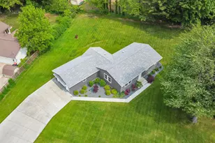 345 N 4th Ave, Fruitport, MI 49415 - Photo 5