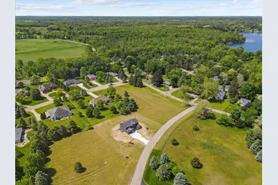 6000 Riverview Drive #5, Jackson, MI 49203 - Photo 9