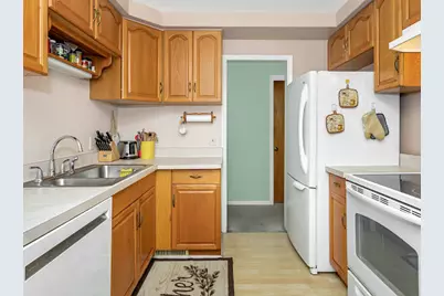 23165 Church Street, Oak Park, MI 48237 - Photo 9