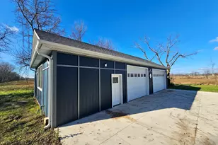 1982 S Benton Center Rd, Benton Harbor, MI 49022 - Photo 27