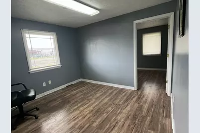 6065 E Paris Avenue SE, Caledonia, MI 49316 - Photo 15