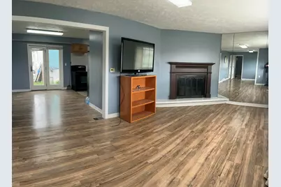 6065 E Paris Avenue SE, Caledonia, MI 49316 - Photo 9