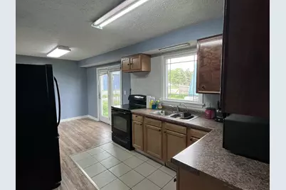 6065 E Paris Avenue SE, Caledonia, MI 49316 - Photo 13