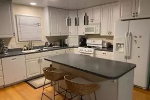 481 Village Oak Ct, Ann Arbor, MI 48103 - Photo 7