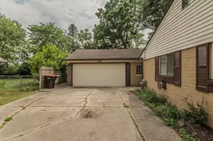 25255 Orchard Grove St, Southfield, MI 48033 - Photo 53