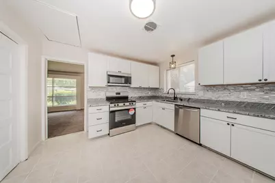 25255 Orchard Grove Street, Southfield, MI 48033 - Photo 15