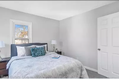 28832 Block Street, Garden City, MI 48135 - Photo 7