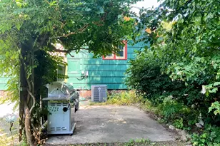 106 E Mechanic St, Yale, MI 48097 - Photo 43