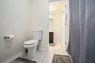 9354 Stratford Woods Trail, Kalamazoo, MI 49009 - Photo 17