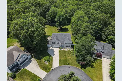 9354 Stratford Woods Trail, Kalamazoo, MI 49009 - Photo 35