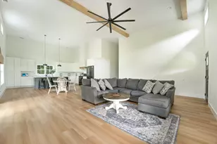 9673 N 27th St, Richland, MI 49083 - Photo 5