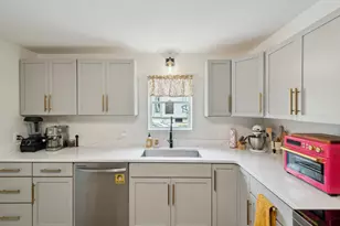 217 S Marshall Ave, Marshall, MI 49068 - Photo 17