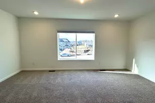 2772 Bristol Rdg Dr, Ann Arbor, MI 48105 - Photo 11