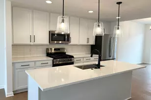 2774 Bristol Rdg Dr, Ann Arbor, MI 48105 - Photo 3