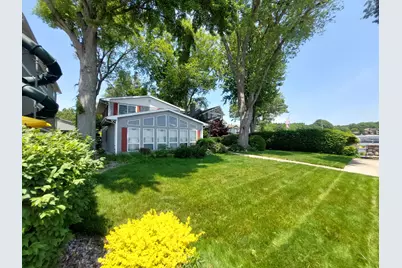 23675 N Shore Drive, Edwardsburg, MI 49112 - Photo 3