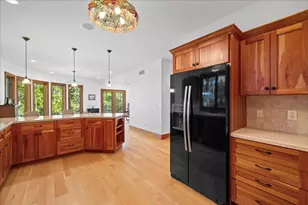 4679 Forest Ridge Dr, Holland, MI 49423 - Photo 7