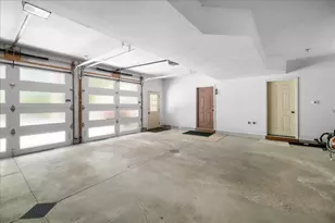 4679 Forest Ridge Dr, Holland, MI 49423 - Photo 43