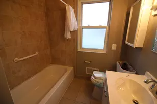 3816 Pokley Ct, Sterling Heights, MI 48310 - Photo 9